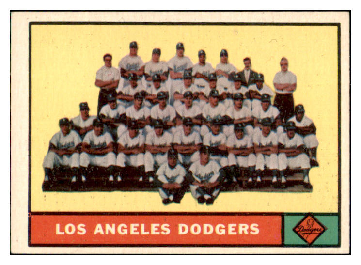 1961 Topps Baseball #086 Los Angeles Dodgers Team EX-MT 466975