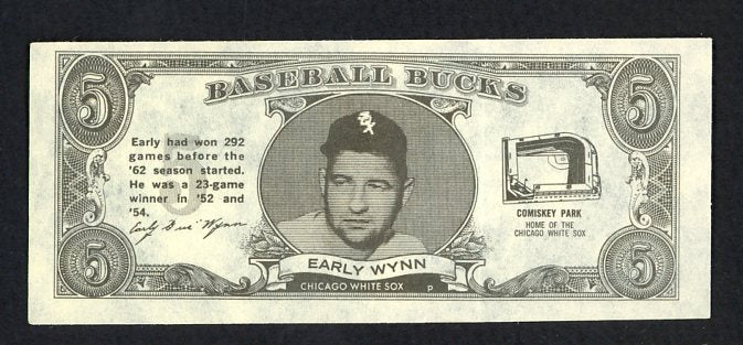 1962 Topps Baseball Bucks Early Wynn White Sox EX-MT 469203