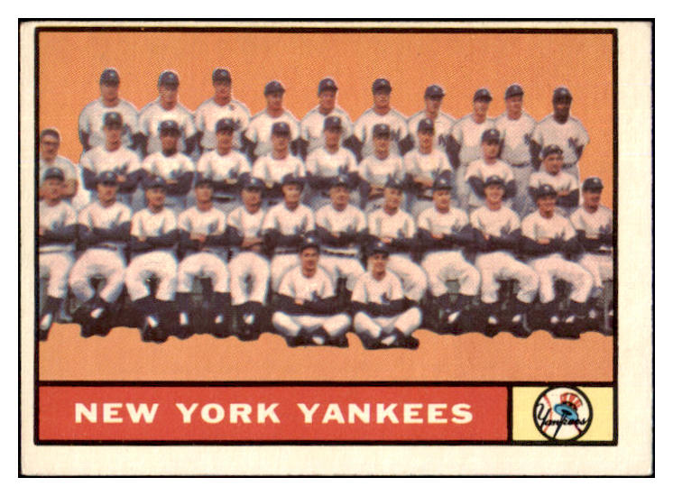 1961 Topps Baseball #228 New York Yankees Team VG-EX 470376