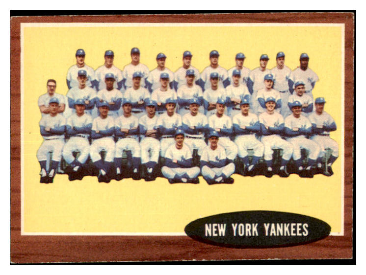 1962 Topps Baseball #251 New York Yankees Team EX 477673