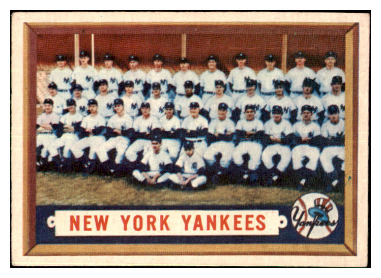 1957 Topps Baseball #097 New York Yankees Team EX+/EX-MT 477844