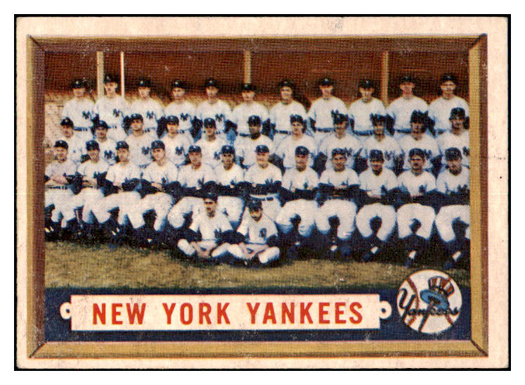 1957 Topps Baseball #097 New York Yankees Team EX 480228