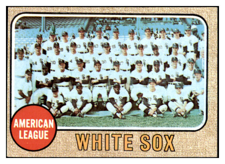 1968 Topps Baseball #424 Chicago White Sox Team EX 481398
