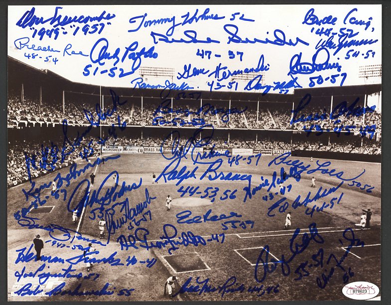 Brooklyn Dodgers Old Timers Signed 8 X 10 31 Signatures JSA Auth 482416