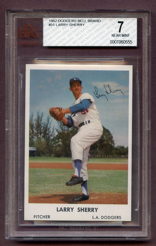 1962 Bell Brand #051 Larry Sherry Dodgers BVG 7 NM 483397
