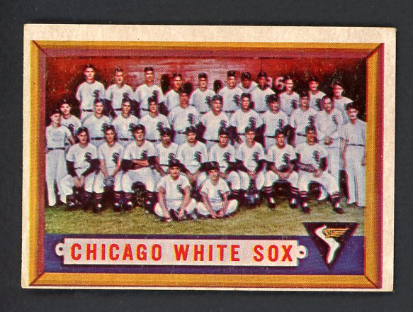1957 Topps Baseball #329 Chicago White Sox Team VG-EX 492310