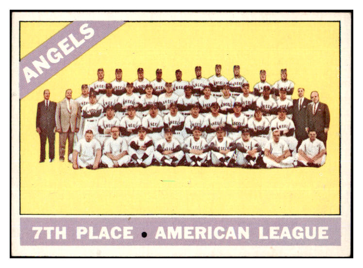 1966 Topps Baseball #131 California Angels Team EX-MT 497794