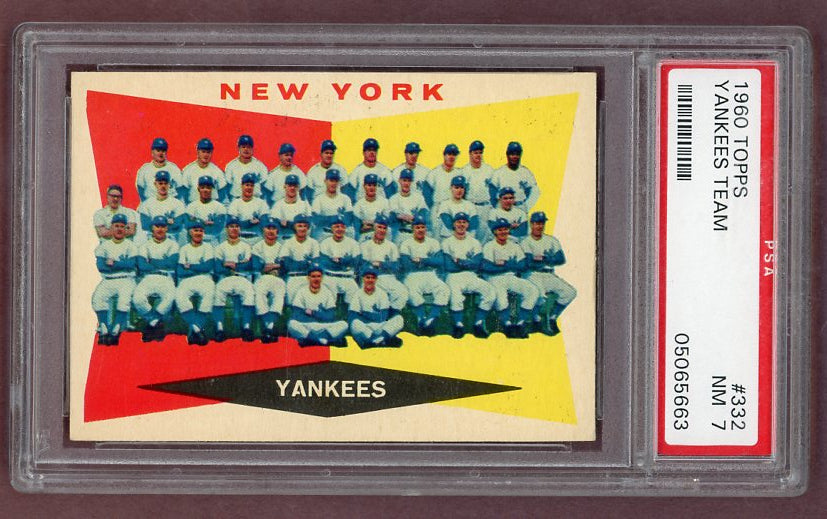 1960 Topps Baseball #332 New York Yankees Team PSA 7 NM 500536