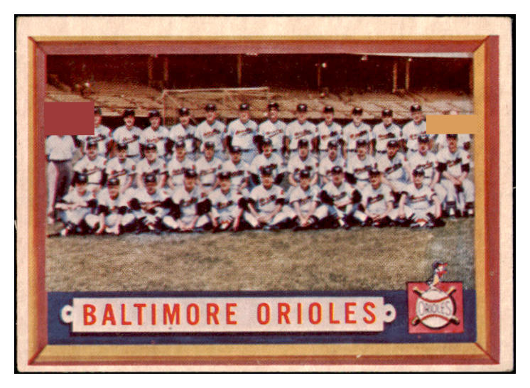 1957 Topps Baseball #251 Baltimore Orioles Team EX 500870
