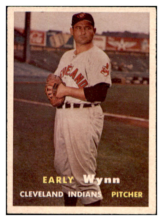 1957 Topps Baseball #040 Early Wynn Indians EX-MT 501046