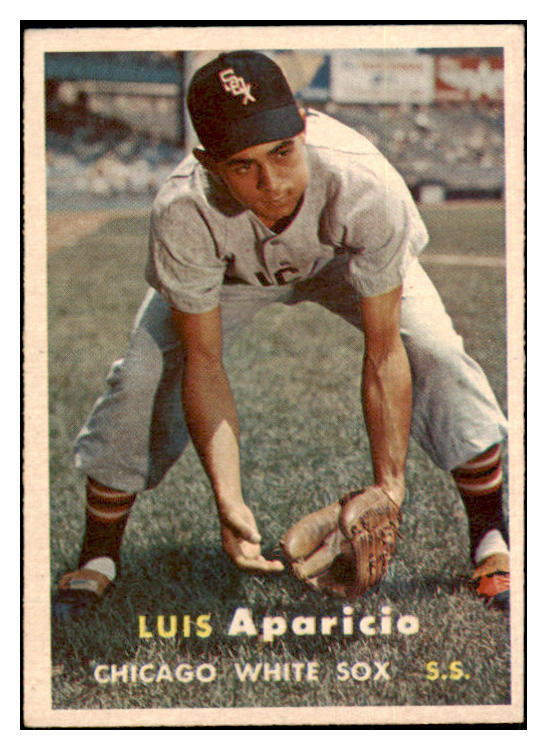 1957 Topps Baseball #007 Luis Aparicio White Sox EX-MT 501082