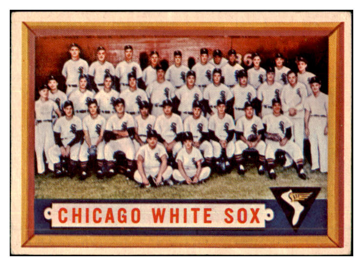 1957 Topps Baseball #329 Chicago White Sox Team EX 505676