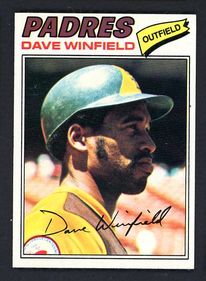 1977 Topps Baseball #390 Dave Winfield Padres EX-MT 505838