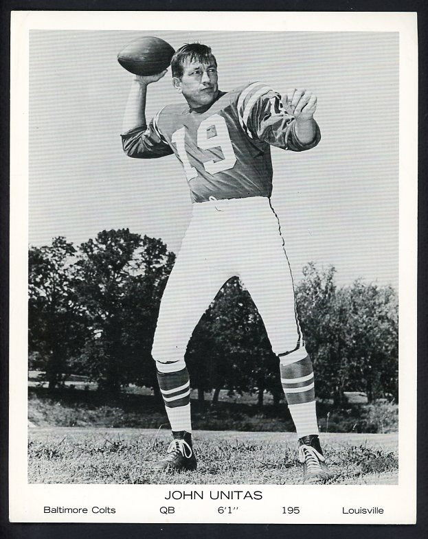 1965 Team Issue Photo John Unitas Colts VG-EX 513798