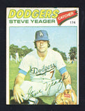 1977 Topps Venezuelan #174 Steve Yeager Dodgers EX 513902