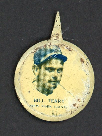 1938 PM8 Our National Game Pin Bill Terry Giants VG-EX 513925