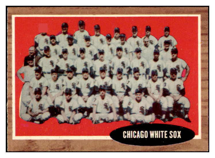 1962 Topps Baseball #113 Chicago White Sox Team NR-MT 514666