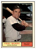 1961 Topps Baseball #425 Yogi Berra Yankees EX-MT 516532