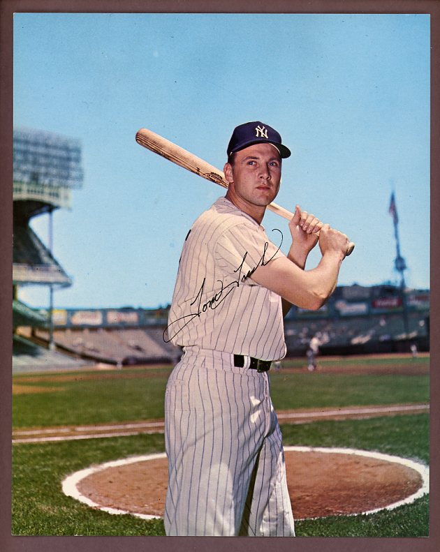 1964-66 Requena Tom Tresh Yankees 526319