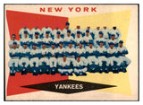 1960 Topps Baseball #332 New York Yankees Team EX 527538