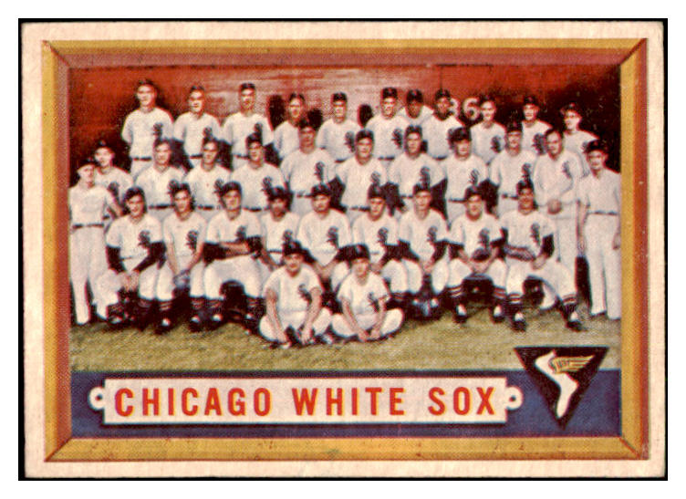 1957 Topps Baseball #329 Chicago White Sox Team EX 530630