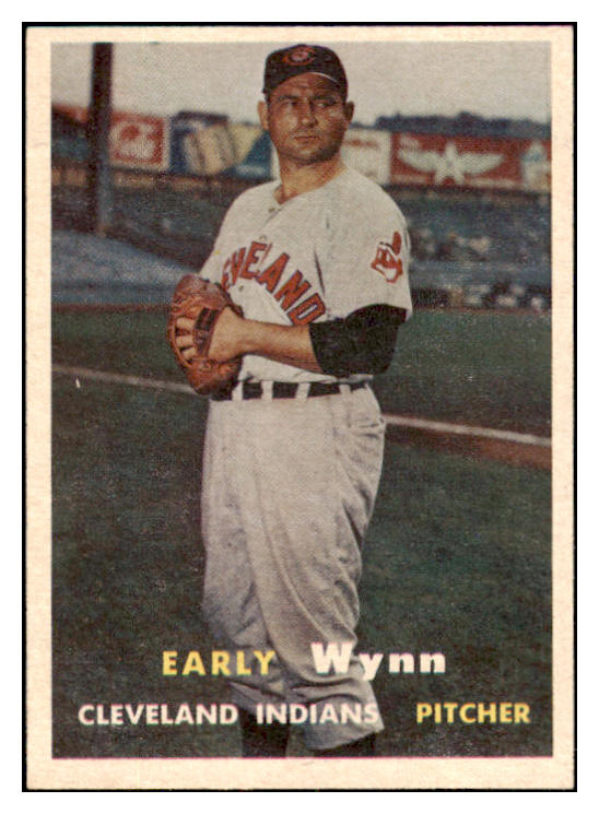 1957 Topps Baseball #040 Early Wynn Indians EX-MT 530992