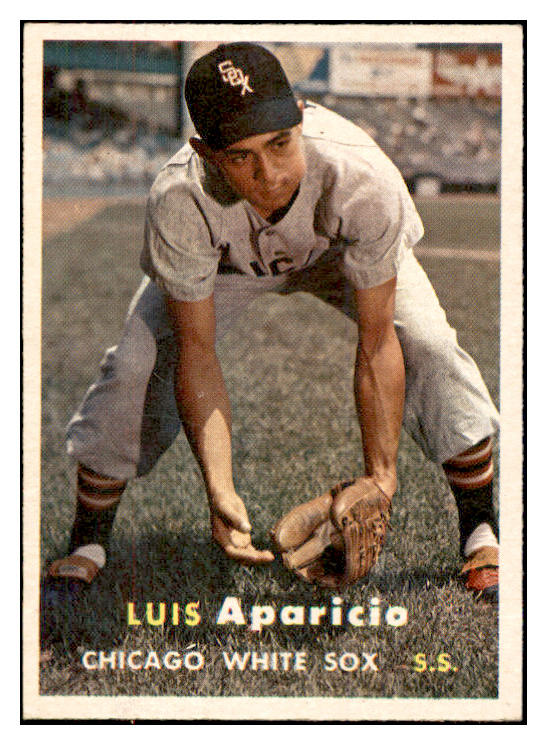 1957 Topps Baseball #007 Luis Aparicio White Sox EX-MT 532470