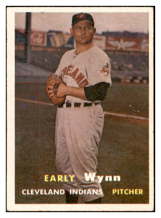 1957 Topps Baseball #040 Early Wynn Indians EX 532478
