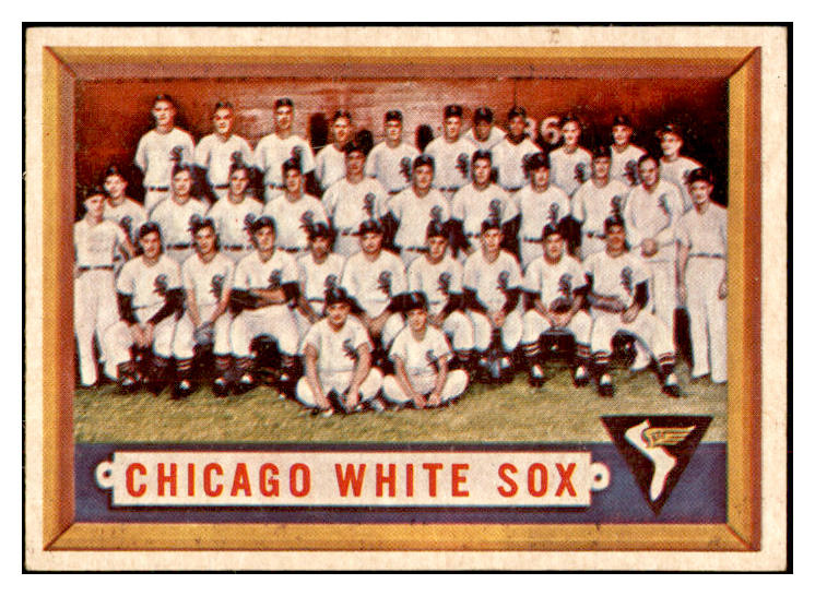 1957 Topps Baseball #329 Chicago White Sox Team EX-MT 533778