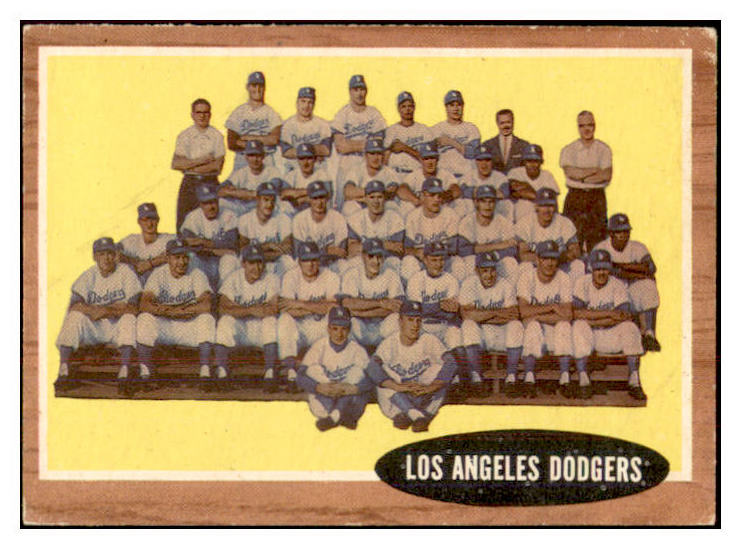 1962 Topps Baseball #043 Los Angeles Dodgers Team EX 534322
