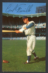 1952-55 Dormand #128 Carl Furillo Dodgers NR-MT 537140