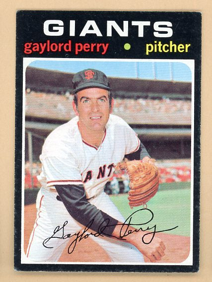 1971 Topps Baseball #140 Gaylord Perry Giants EX+/EX-MT 541701