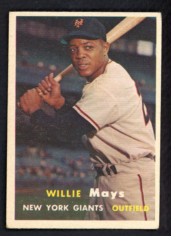 1957 Topps Baseball #010 Willie Mays Giants VG-EX 543292