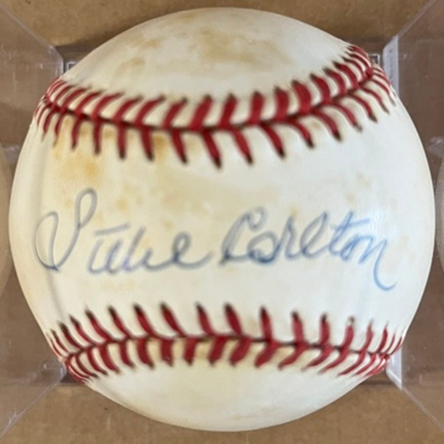 Steve Carlton Autographed Signed Baseball PSA/DNA Auth 545005