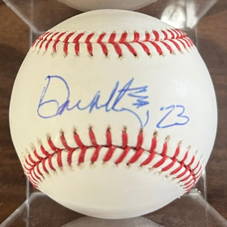 Don Mattingly Autographed Signed Baseball JSA Auth 545080