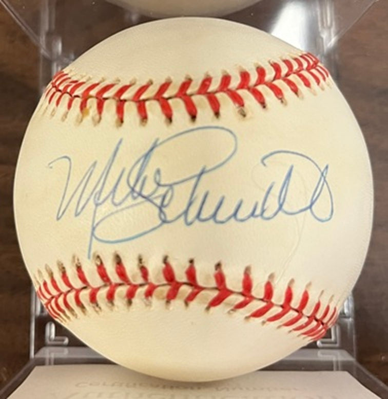 Mike Schmidt Autographed Signed Baseball JSA Auth 545095