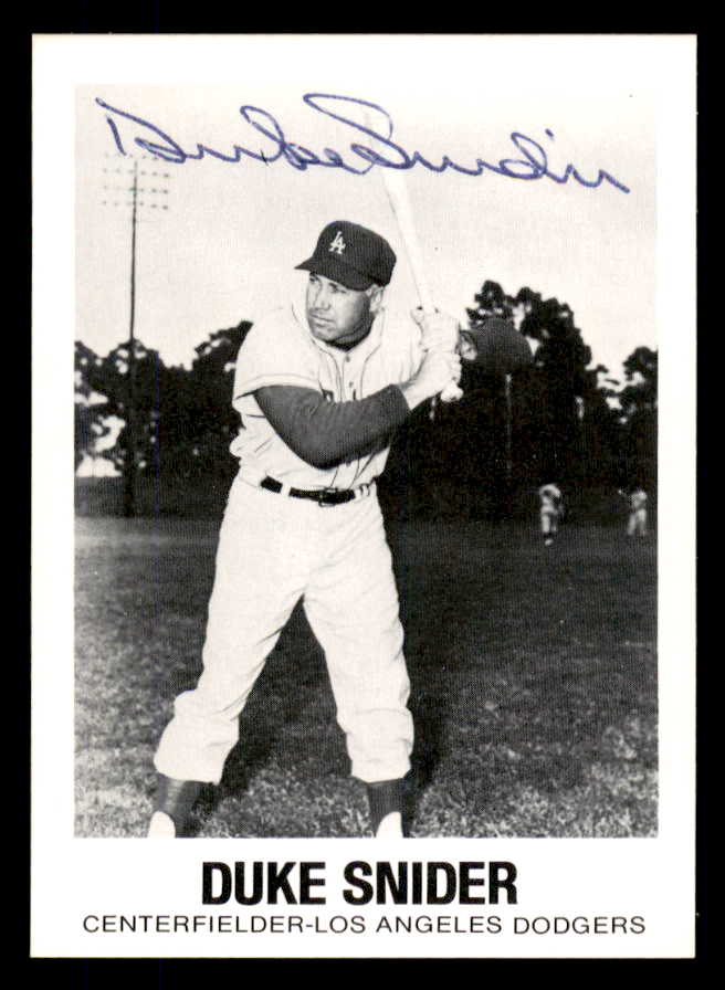 1977 TCMA #024 Duke Snider Dodgers Signed Autographed