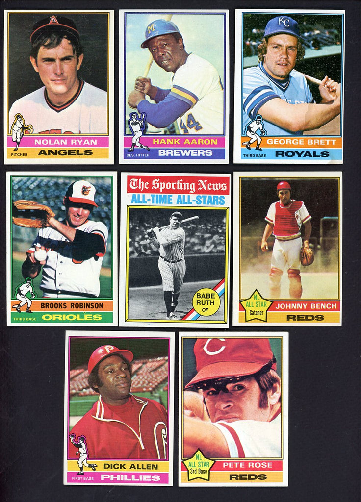 1976 Topps Baseball Near Set (No Eckersley) EX-MT Aaron Brett 555344