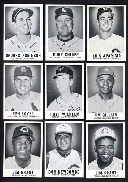 1960 Leaf Set Lot 86 Diff EX/EX+ Robinson Aparicio Snider Boyer 555542