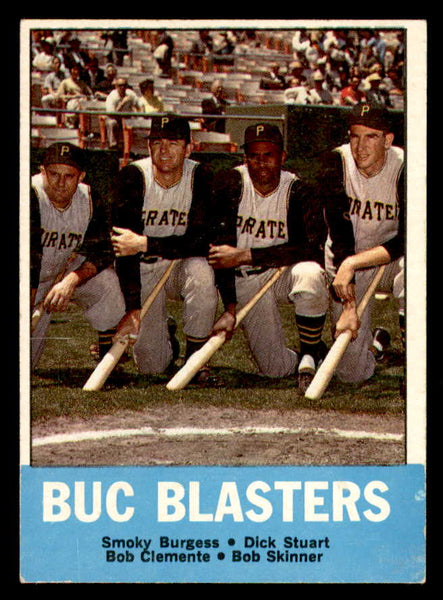 1963 Topps Baseball #018 Roberto Clemente Smoky Burgess EX+/EX-MT 556428