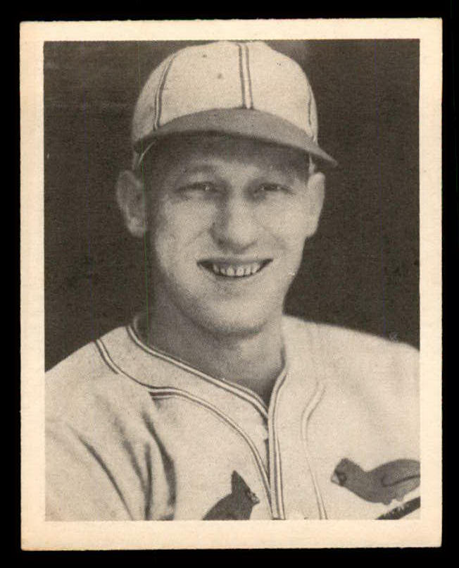1939 Play Ball #041 Lon Warneke Cardinals NR-MT 558187