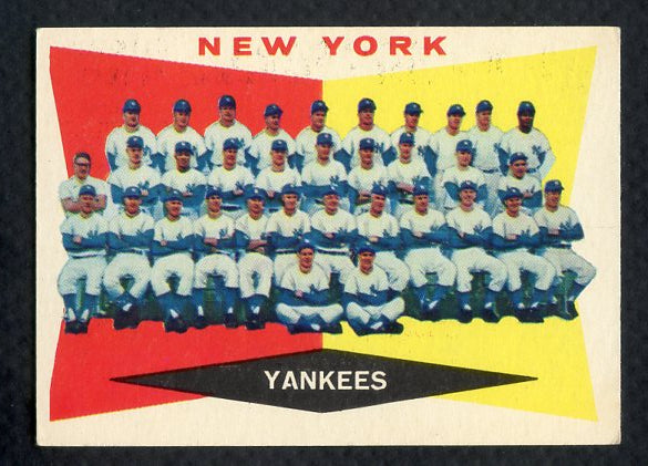 1960 Topps Baseball #332 New York Yankees Team EX 389690