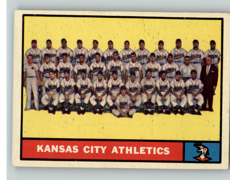 1961 Topps Baseball #297 Kansas City A's Team EX 390237
