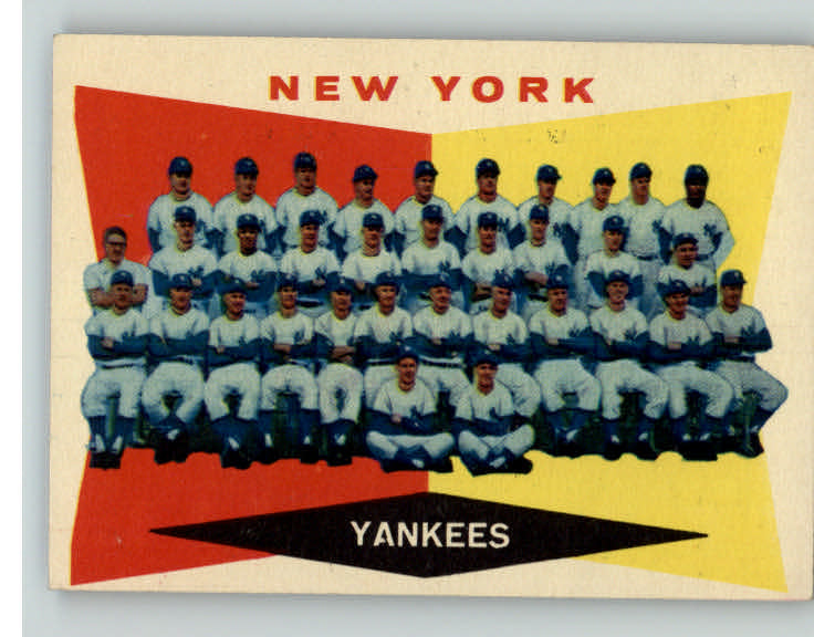 1960 Topps Baseball #332 New York Yankees Team EX-MT 396243