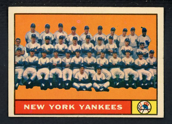 1961 Topps Baseball #228 New York Yankees Team EX-MT 413613