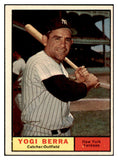 1961 Topps Baseball #425 Yogi Berra Yankees EX-MT 444968