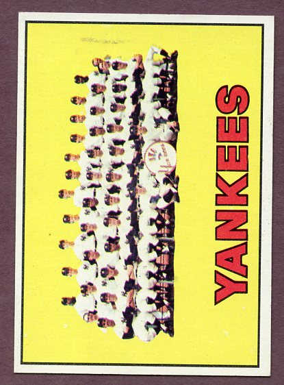 1967 Topps Baseball #131 New York Yankees Team NR-MT 458988